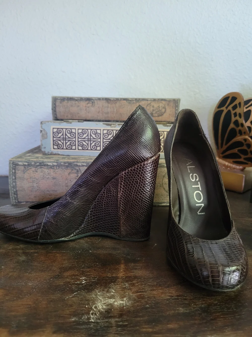 Vintage Halston Dark Brown Lizard-Embossed Wedge Pumps
